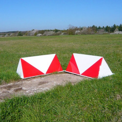 Balise de Piste Dièdre Rouge et Blanche